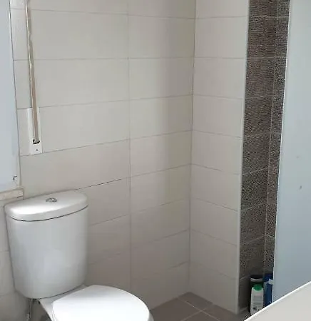 Magyar Qerret Aparthotel Golem (Tirana)